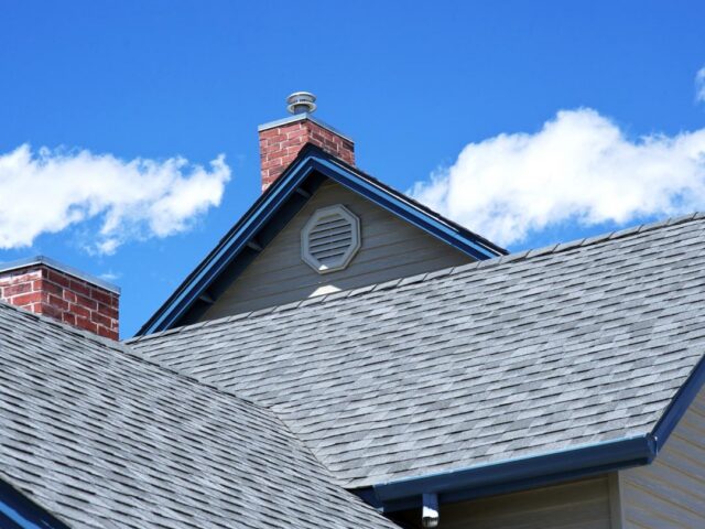 How Your Roof’s Condition Impacts Your Homeowners Insurance